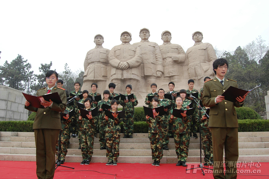 最新中央接班人的時代擔當與未來展望，新時代的領航者